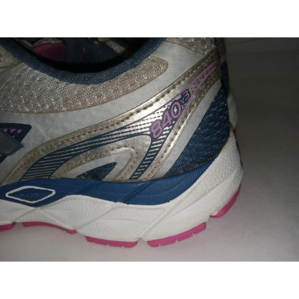 New Balance 840 v3‎ Running Shoes Womens 10 Silver Purple Athletic Gym Sneakers